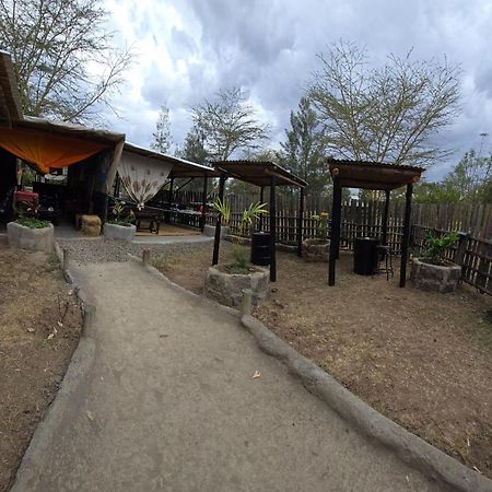 Hotel Lillypond Camp Elmenteita Esterno foto