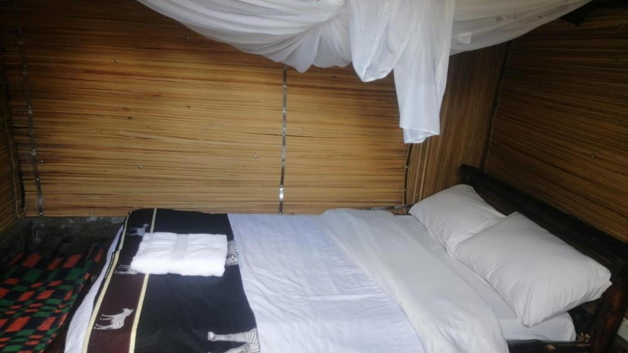 Hotel Lillypond Camp Elmenteita Esterno foto